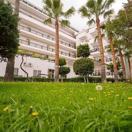 Malibu 4*